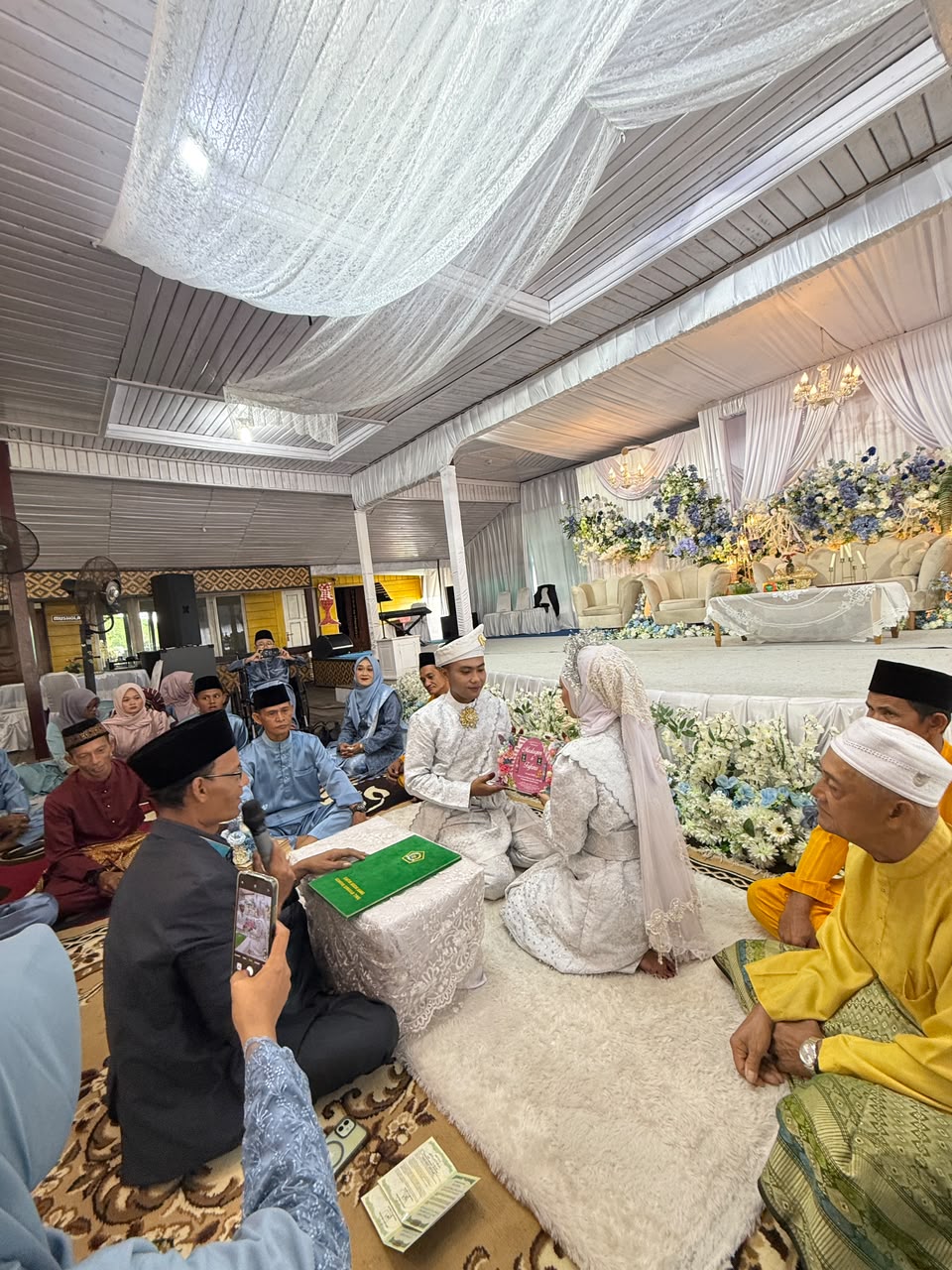 Pernikahan Beda Budaya di Sisir Basisir, KUA Bunguran Timur Kenalkan Tradisi Natuna